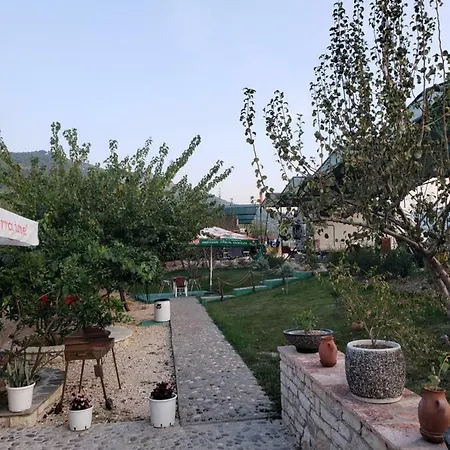 River Side Camping Berat